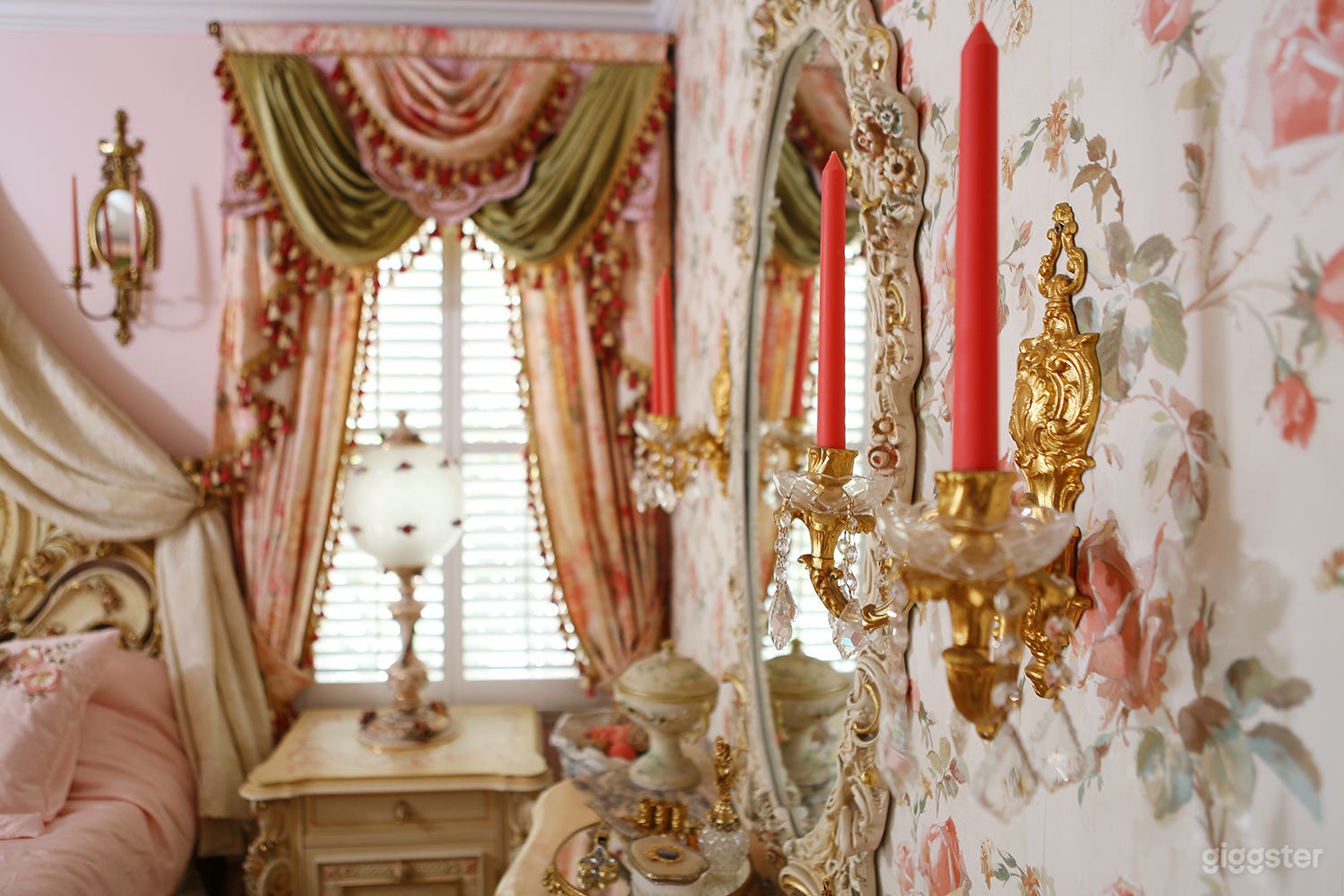 Queen's bedroom
