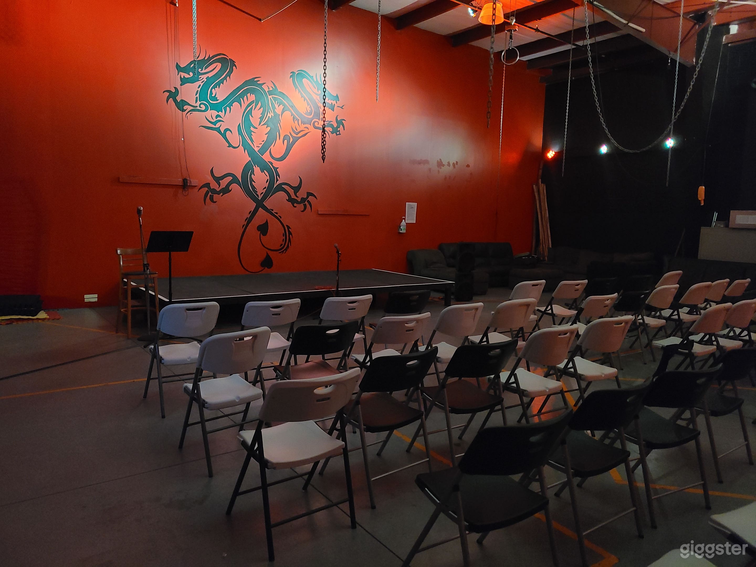 Orlando Dungeon Themed Facility Studio Suite 4 Photo 1