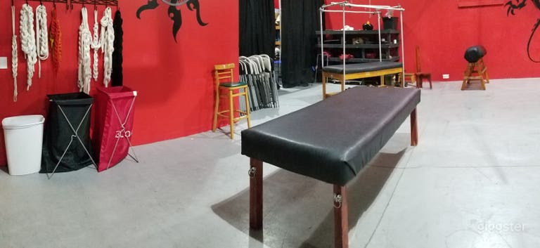  Orlando Dungeon Themed Facility Studio Suite 4 