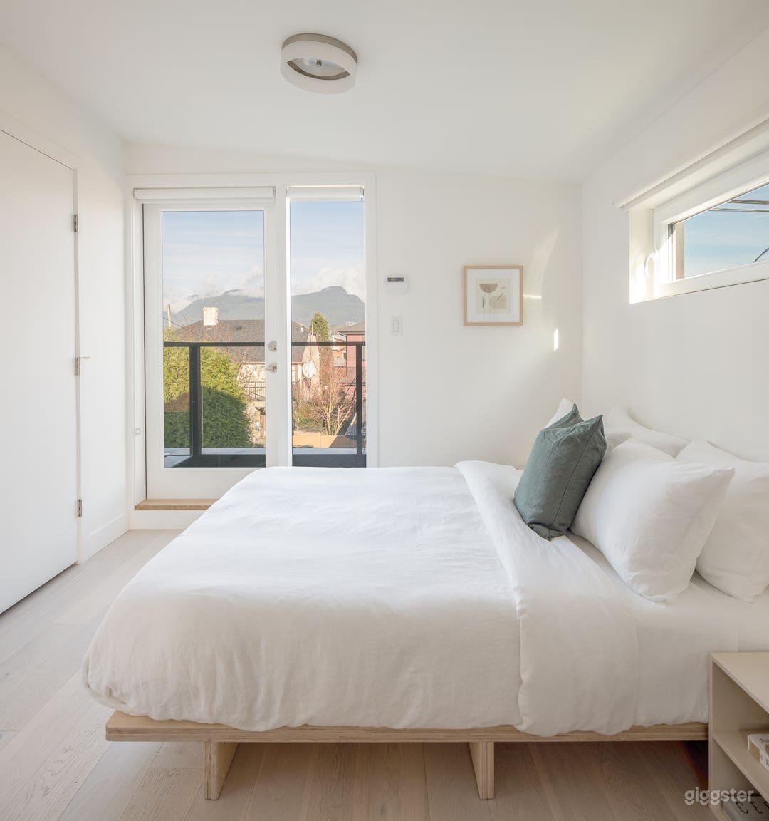 Bright Minimal Guest House Photo 1