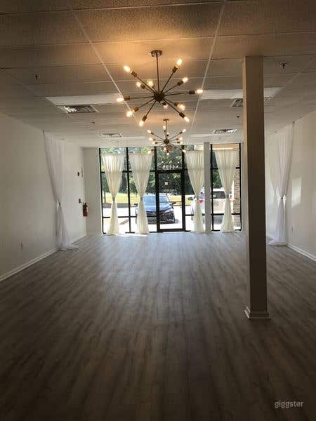 Intimate Event Space in Marietta Photo 4