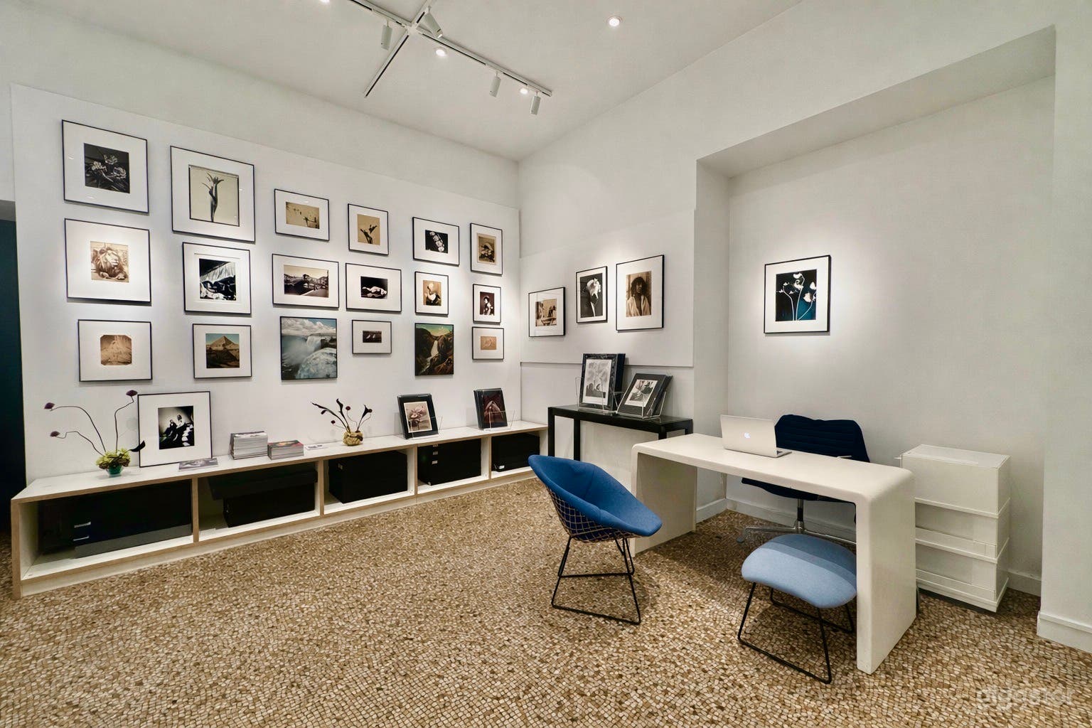 Photo de Galerie d'Art Élégante pour Événements 26 Séances Photo 2
