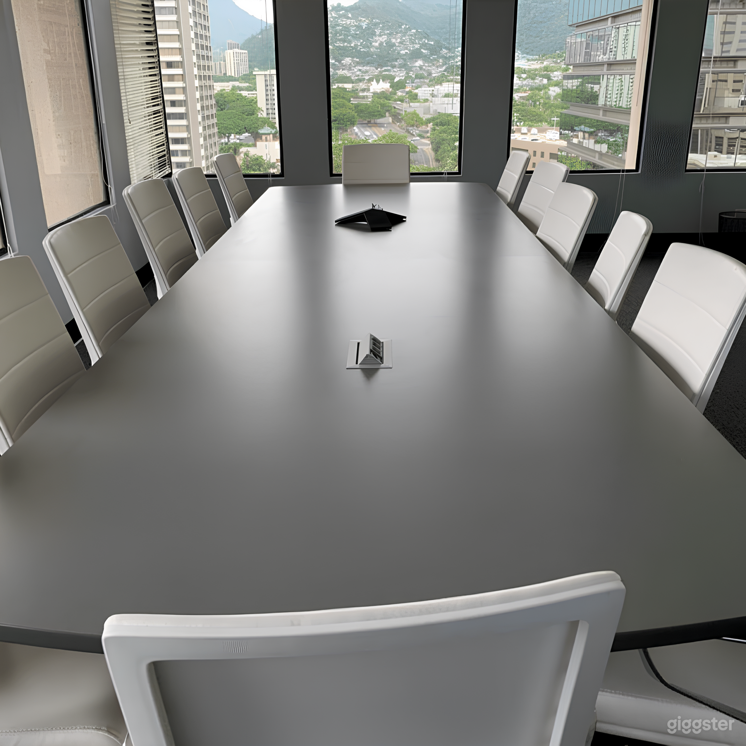 Conference Room  for up to 10 Photo 4