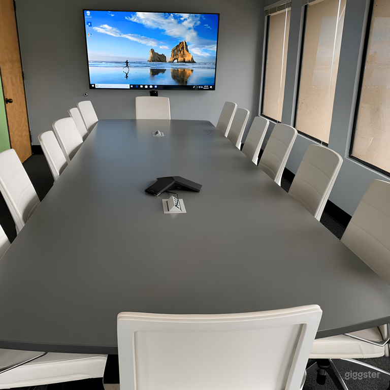  Conference Room  for up to 10 
