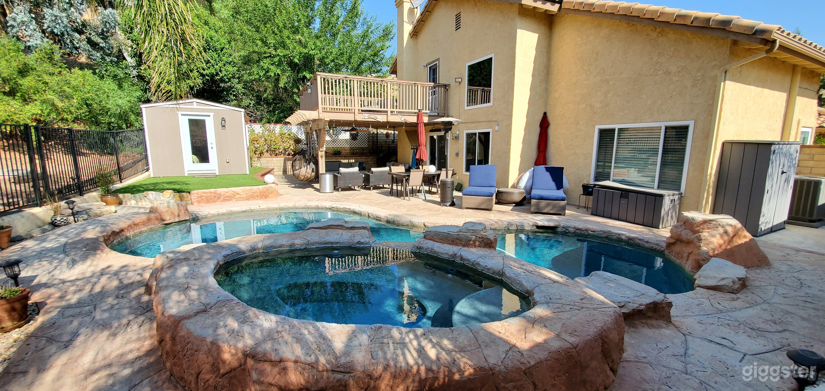 balcony off master with views, pool house