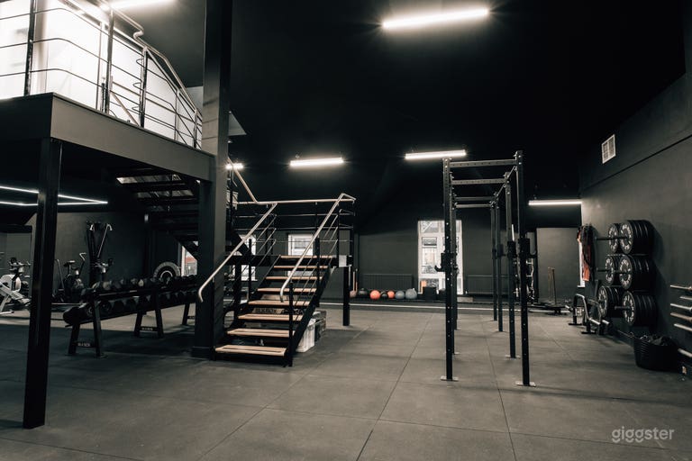  Slick, Modern Gym / Studio Space 