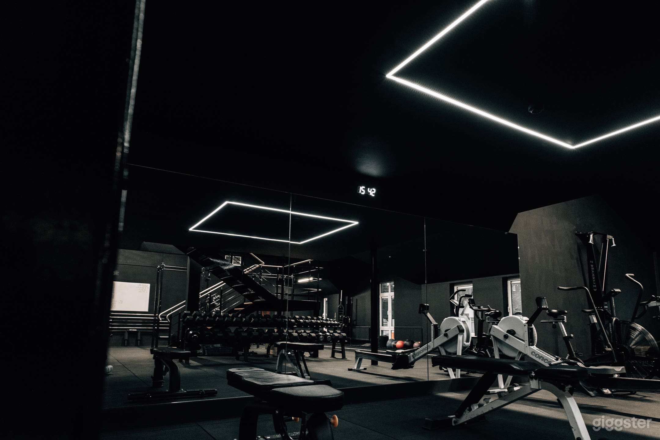 Slick, Modern Gym / Studio Space Photo 3