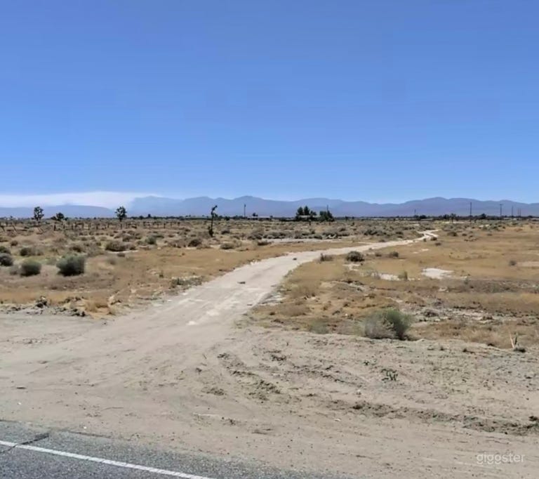  Desert Land Space and Private Desert Road 