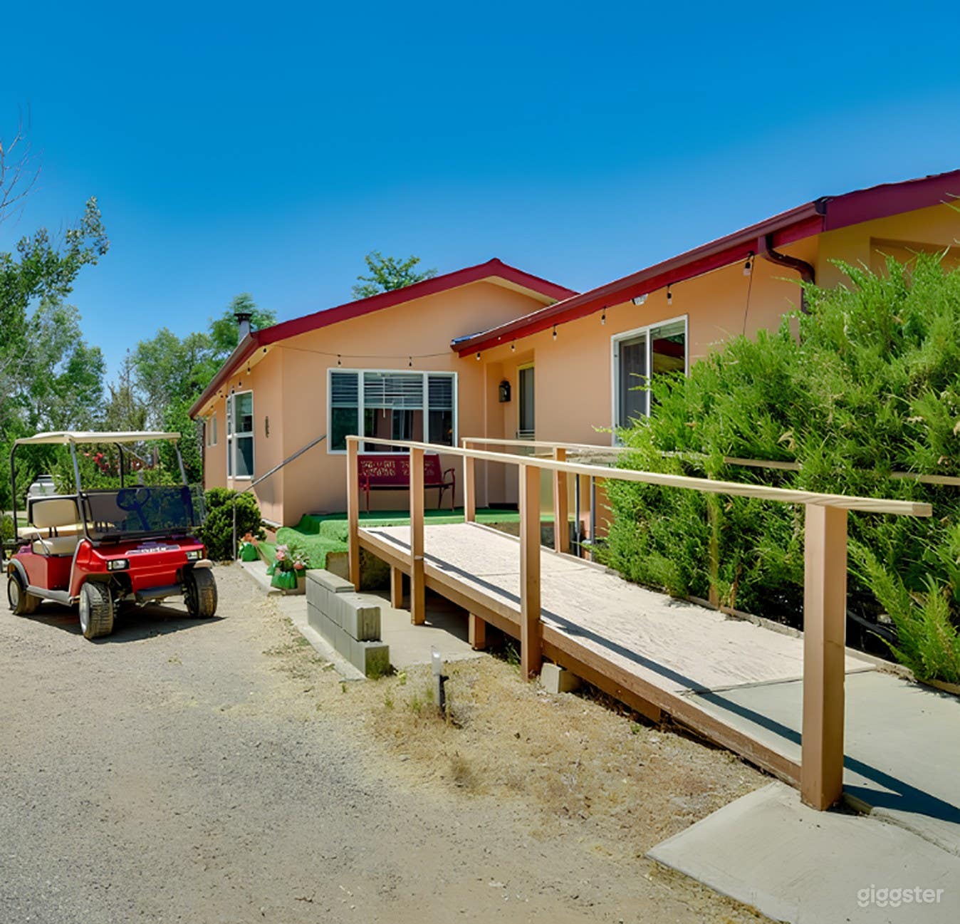 Tranquil Chakra House – Perfect for Wellness Retreats, Events, and Creative Projects Photo 4