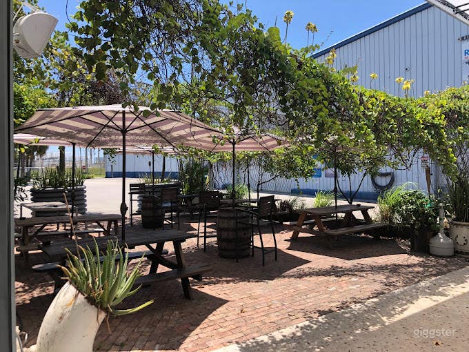  Brewery & Taproom Nestled in a Secluded Marine-Industrial Warehouse District (Entire Venue) 