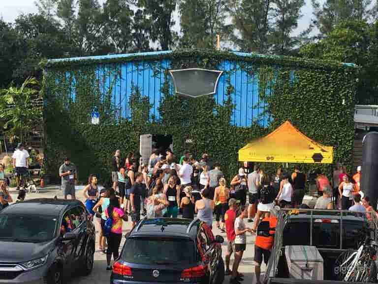  Brewery & Taproom Nestled in a Secluded Marine-Industrial Warehouse District (Entire Venue) 