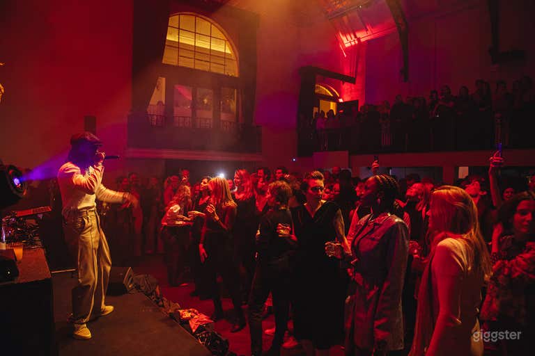  Un théâtre polyvalent de spectacles à Londres 