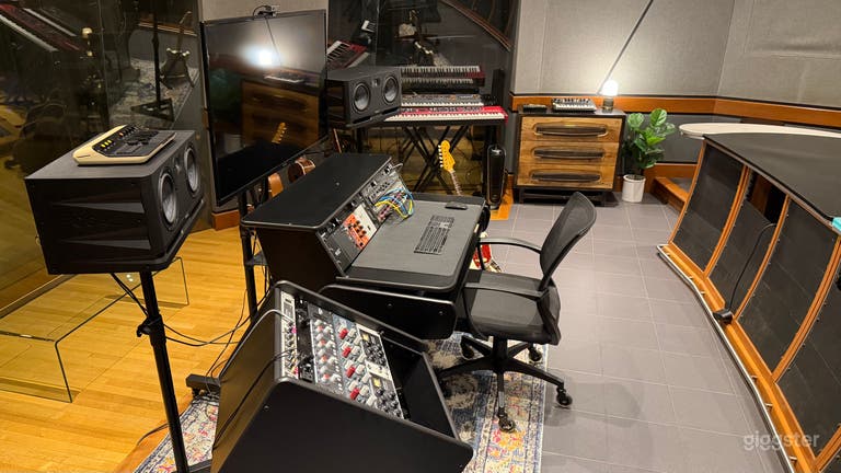  Hybrid Producer Studio 