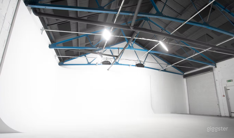  Studio 1 Infinity  