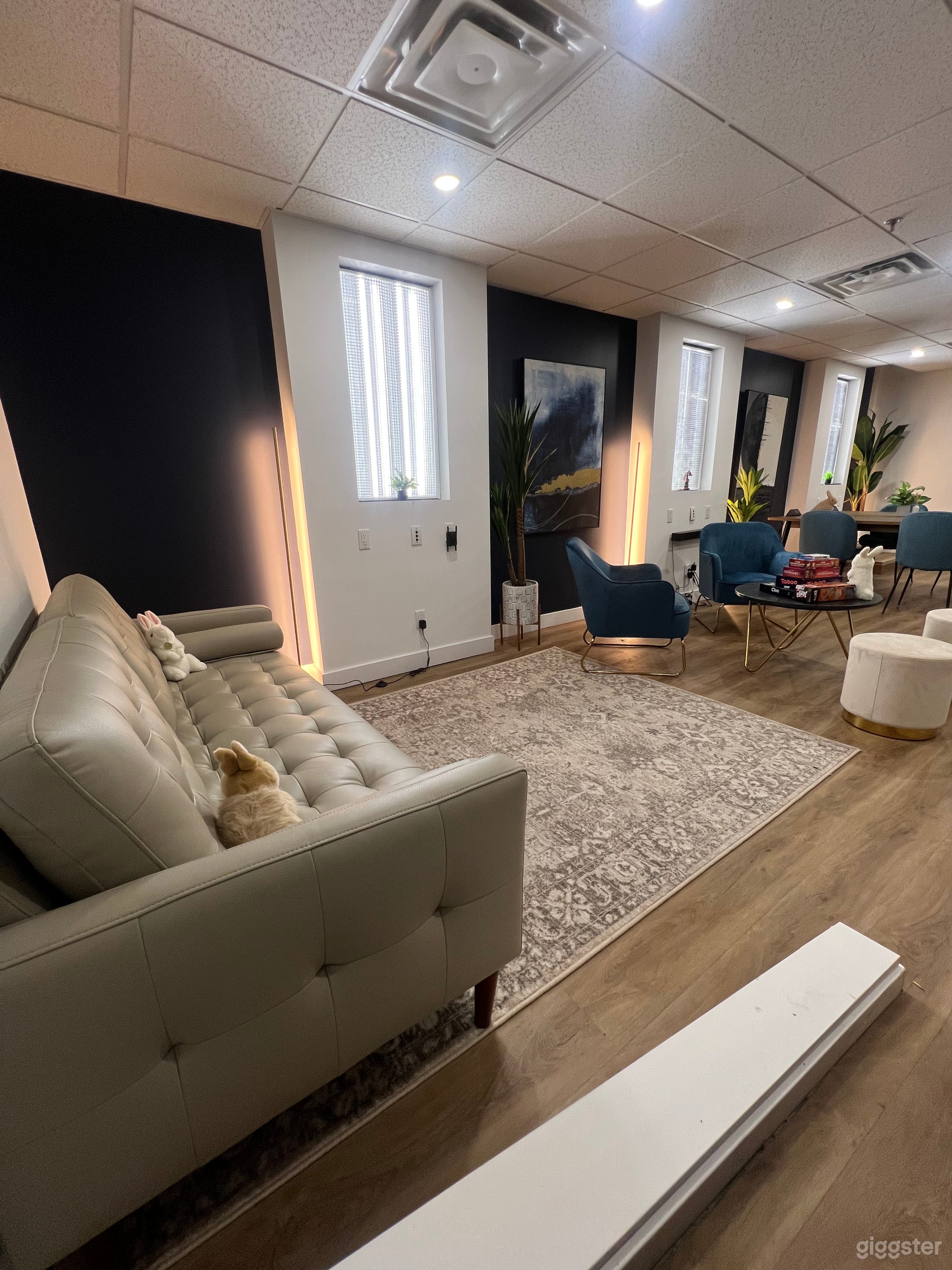 Old MTL - Private Lounge - Private Events/Meetings Photo 3