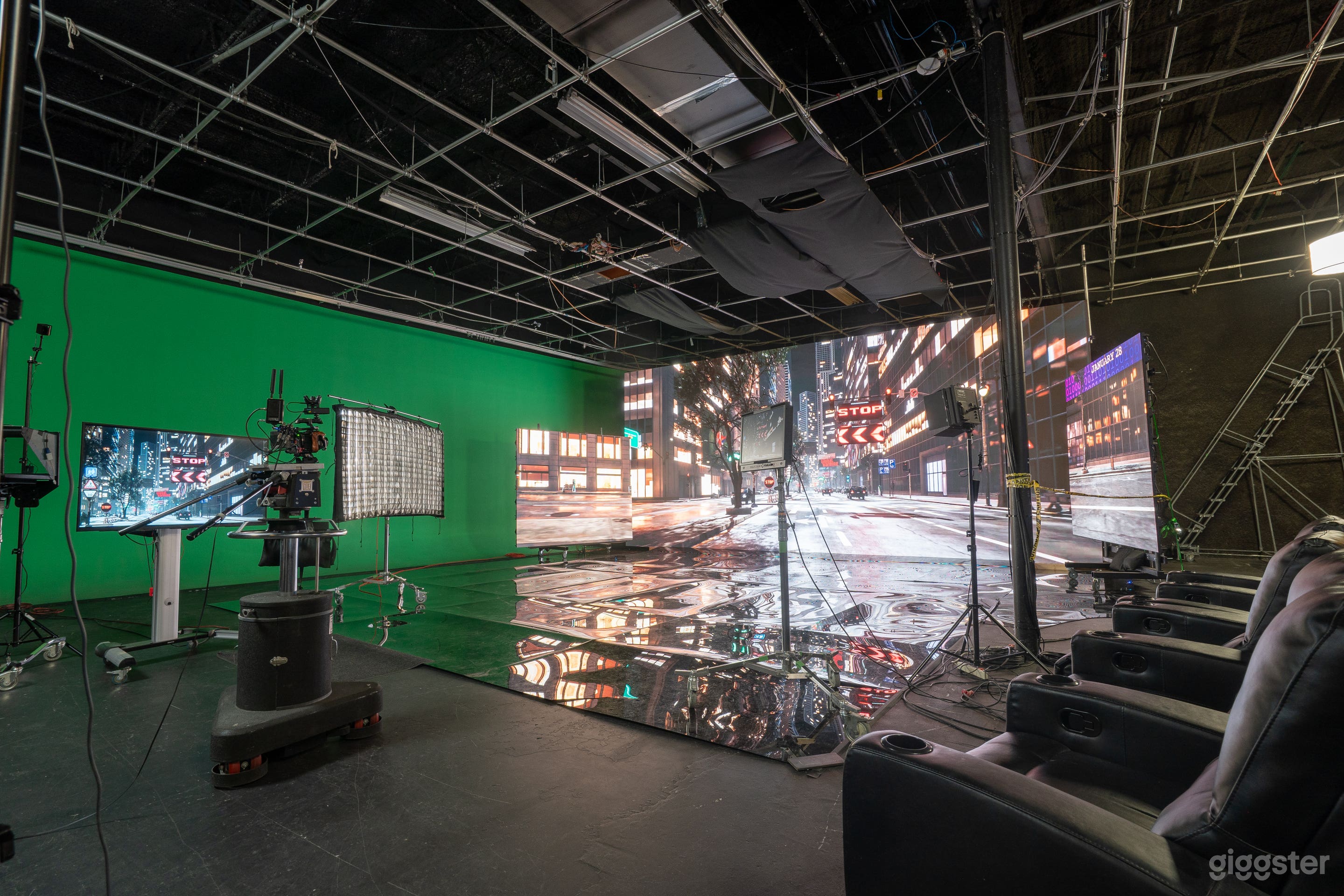 Large Film Studio with LED Volume Wall Photo 1