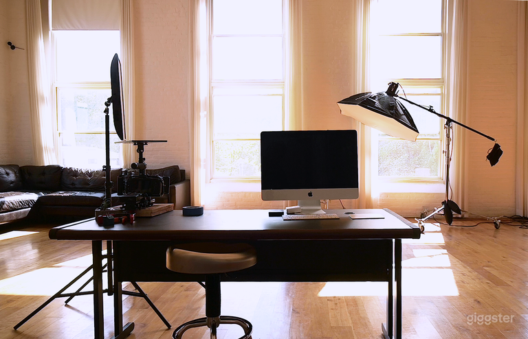  New York Loft-Style Photography & Video Studio  