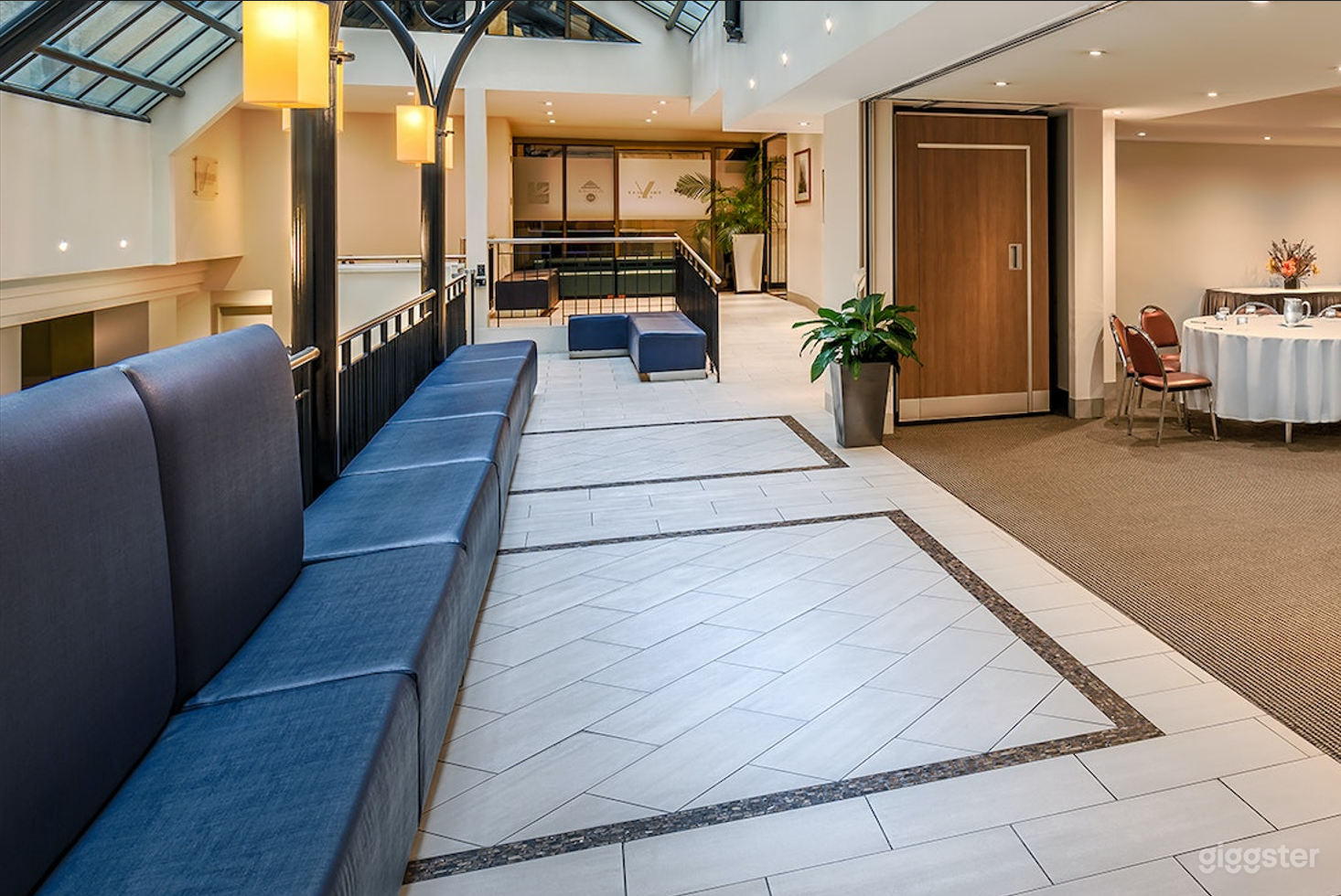 The Garden Room Terrace Photo 3