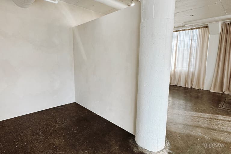  Natural Light Studio with Industrial Windows 