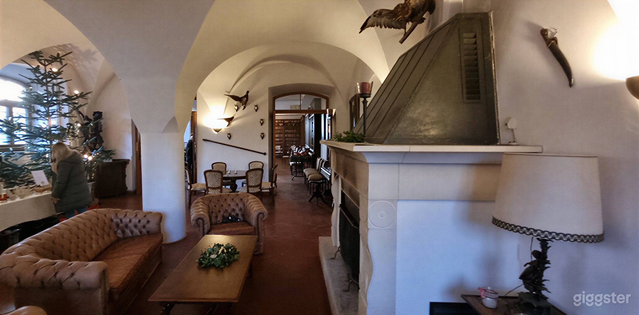 Historisches Schloss als Exklusive Location für Film & Event Foto 3