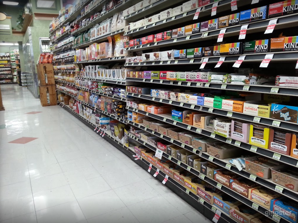 Spacious Health Food Store Perfect for Photoshoots and Productions in Santa Barbara Photo 1