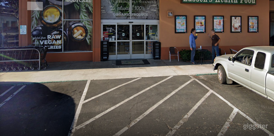 Spacious Health Food Store Perfect for Photoshoots and Productions in Santa Barbara Photo 3