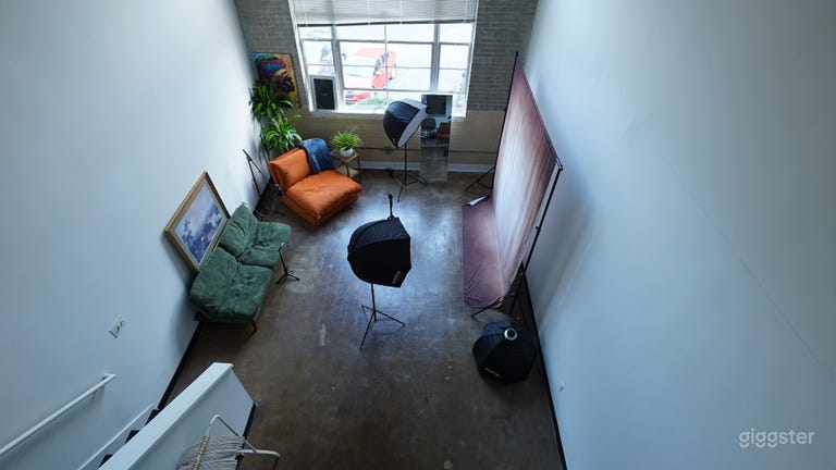  Rustic Photography Loft Studio in Grant Park Area 
