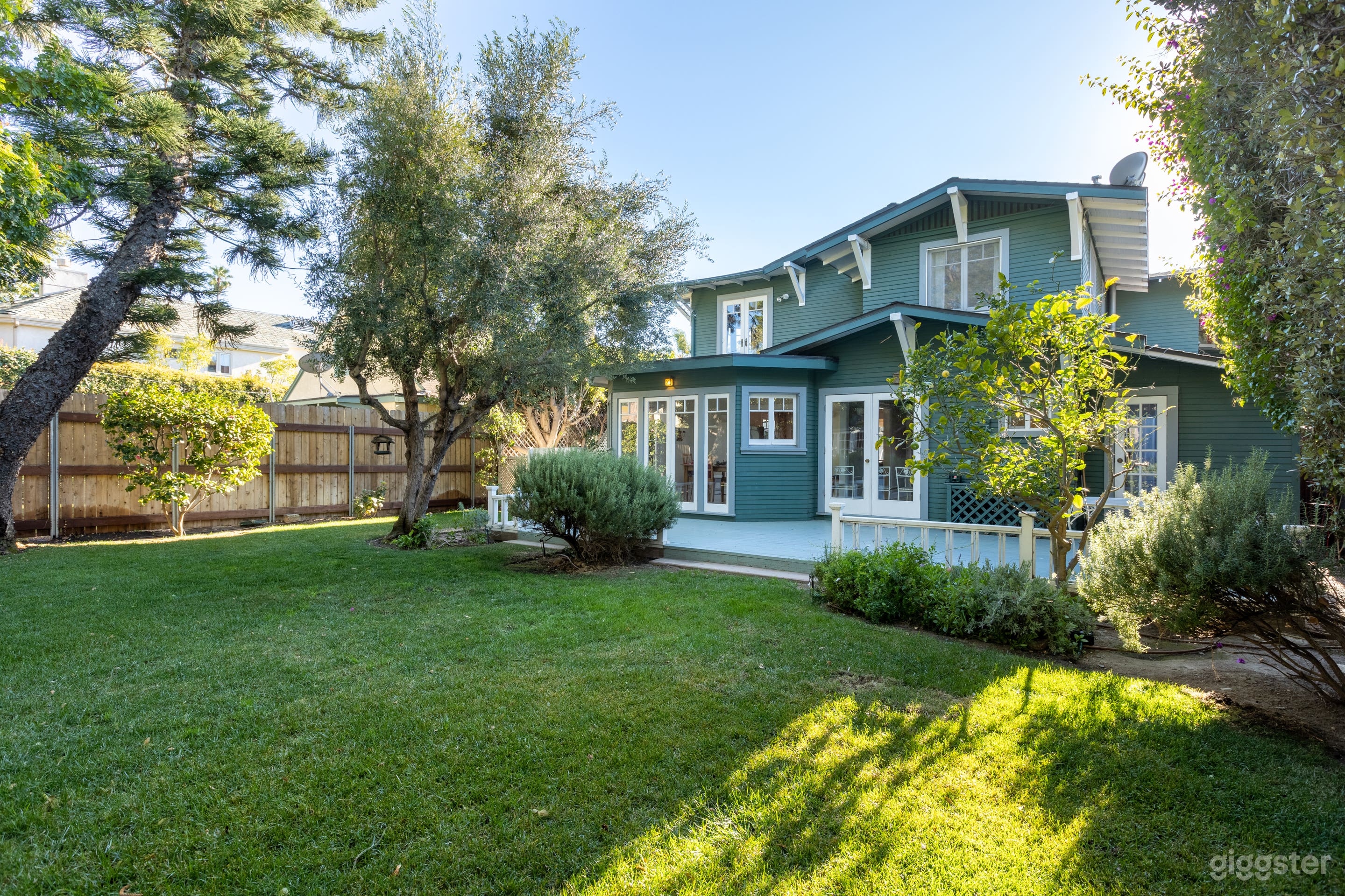 Vintage California Craftsman Photo 3