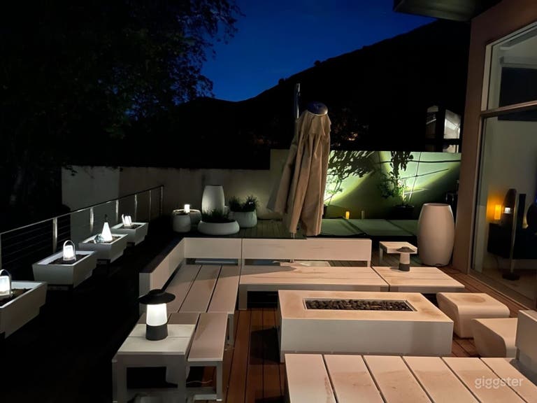  Secluded Canyon Backyard Retreat 