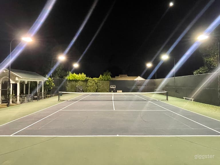  Idyllic Private Tennis Court and Pavillion 