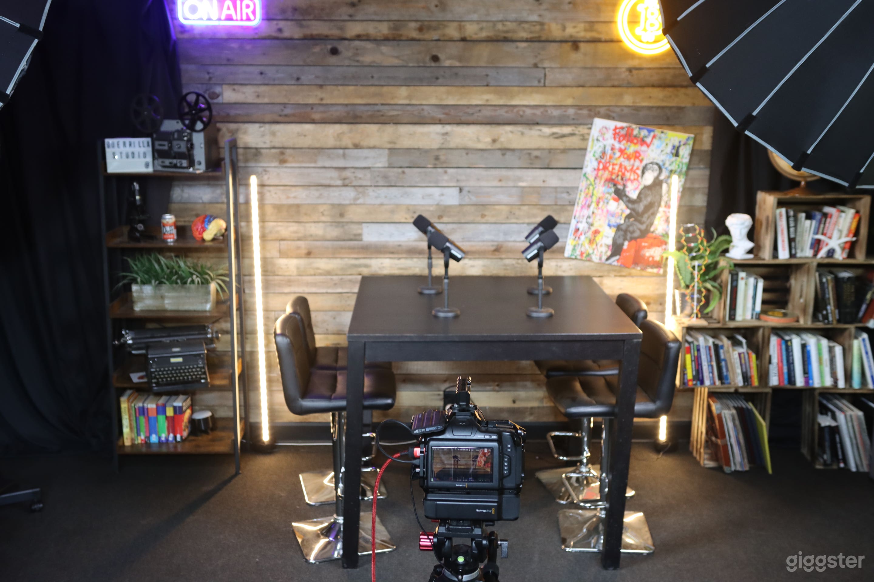 Podcast Studio with technician Photo 4