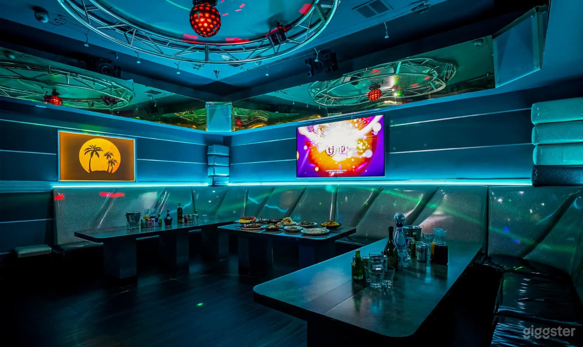 LA Karaoke Bar with Private Rooms — Ideal for Social Events Photo 1