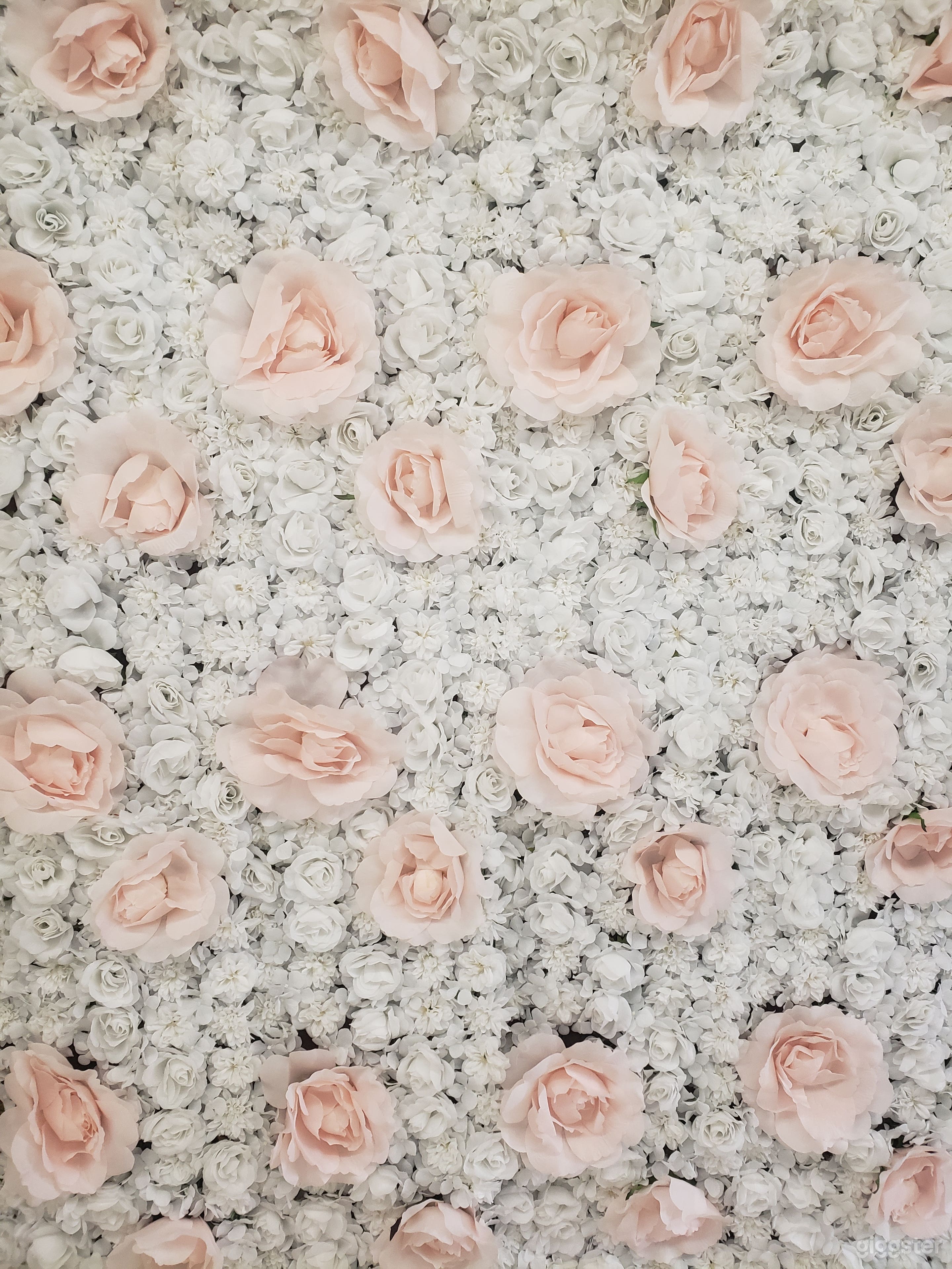 Private Film Set/Studio Fabric District of LA. Photo 4