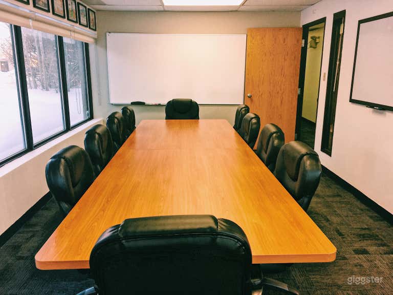  Large Bright Boardroom Rental In Kanata 