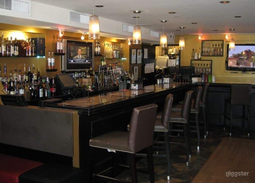 Chic and Elegant Restaurant Dining Area Photo 2