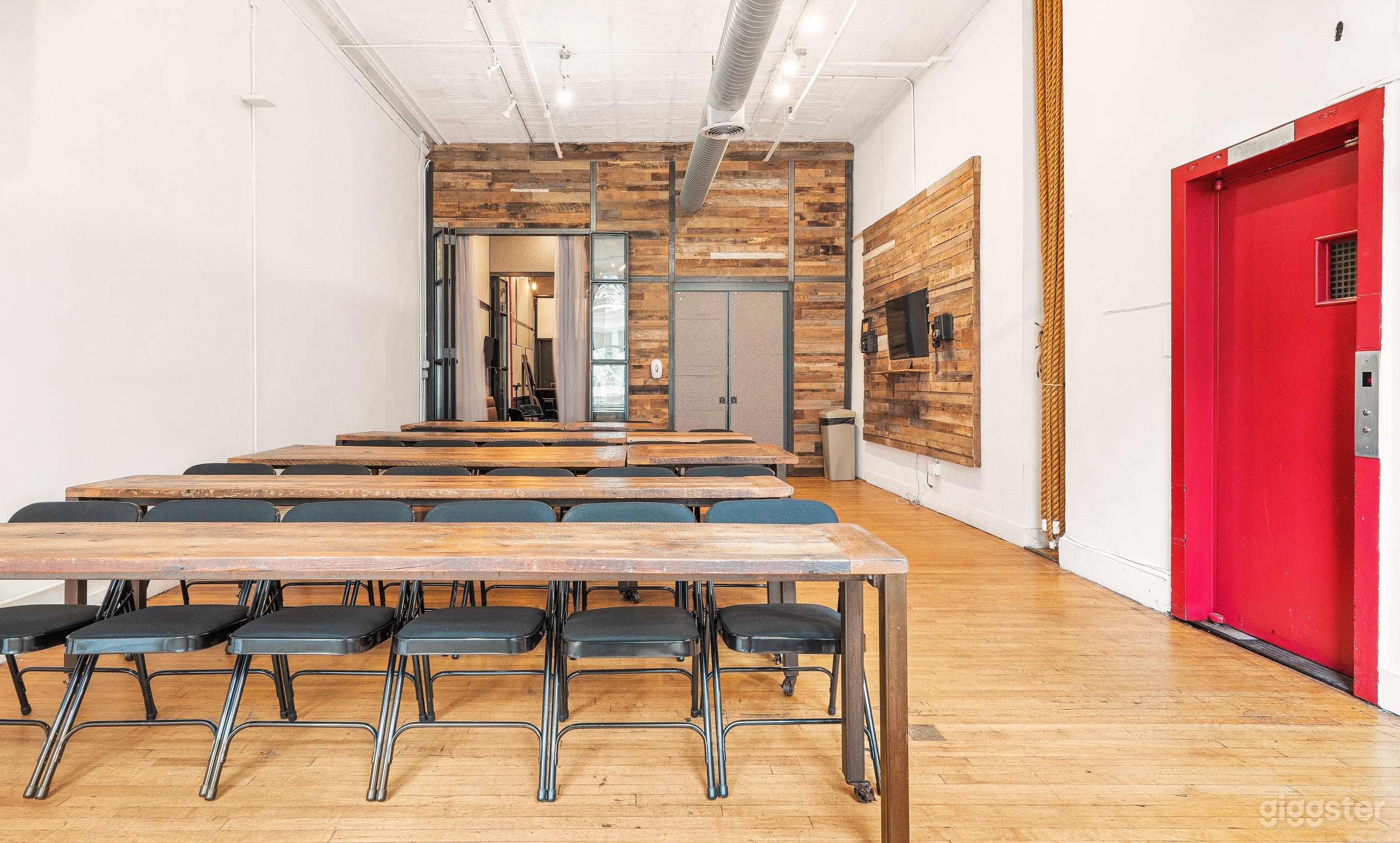 Soho Classroom and Training Room Photo 4