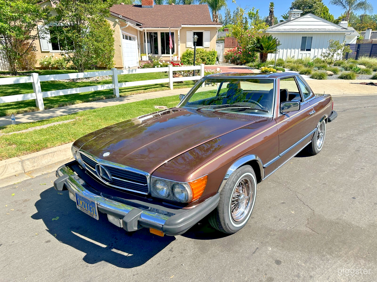 Vintage Brown Mercedes Convertible 1981 SL380 Photo 3