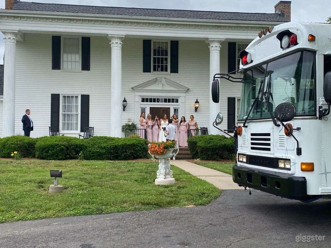 Southern Belle Shuttle Photo 1