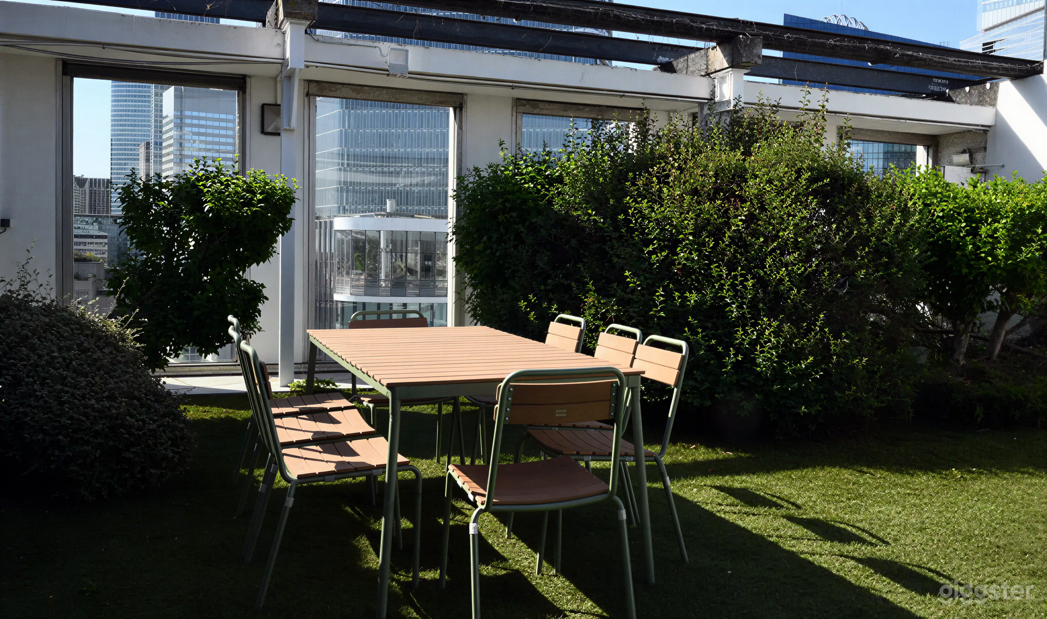 Photo de Espace extérieur avec jardin suspendu et vue sur Paris 2
