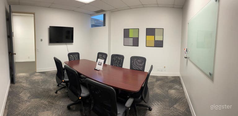  A little natural light &amp; a TV 