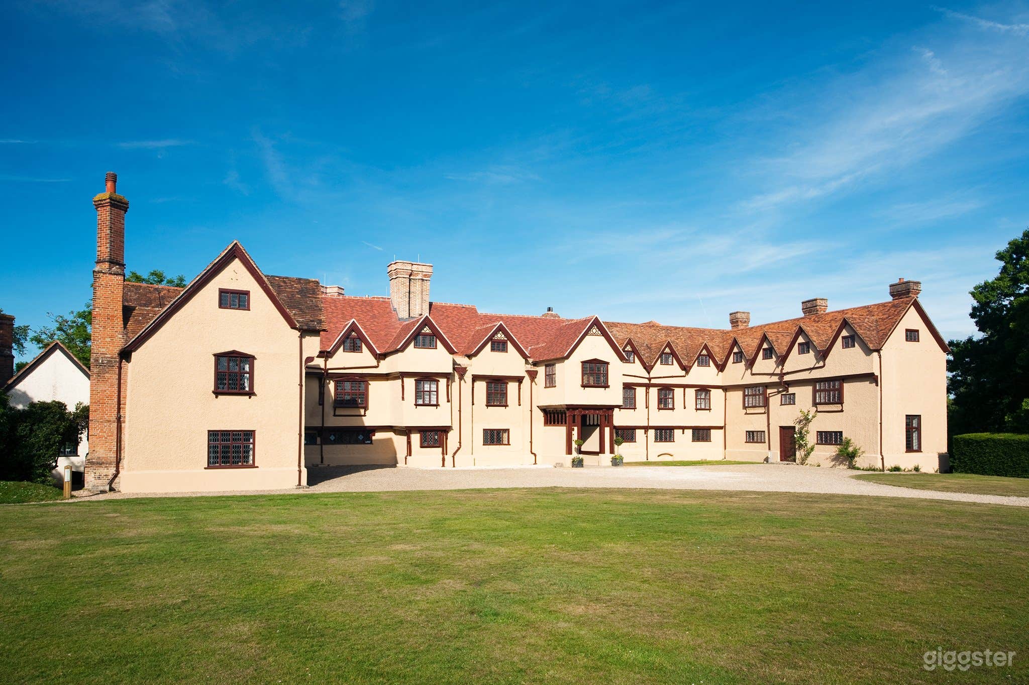 The Manor House Photo 2