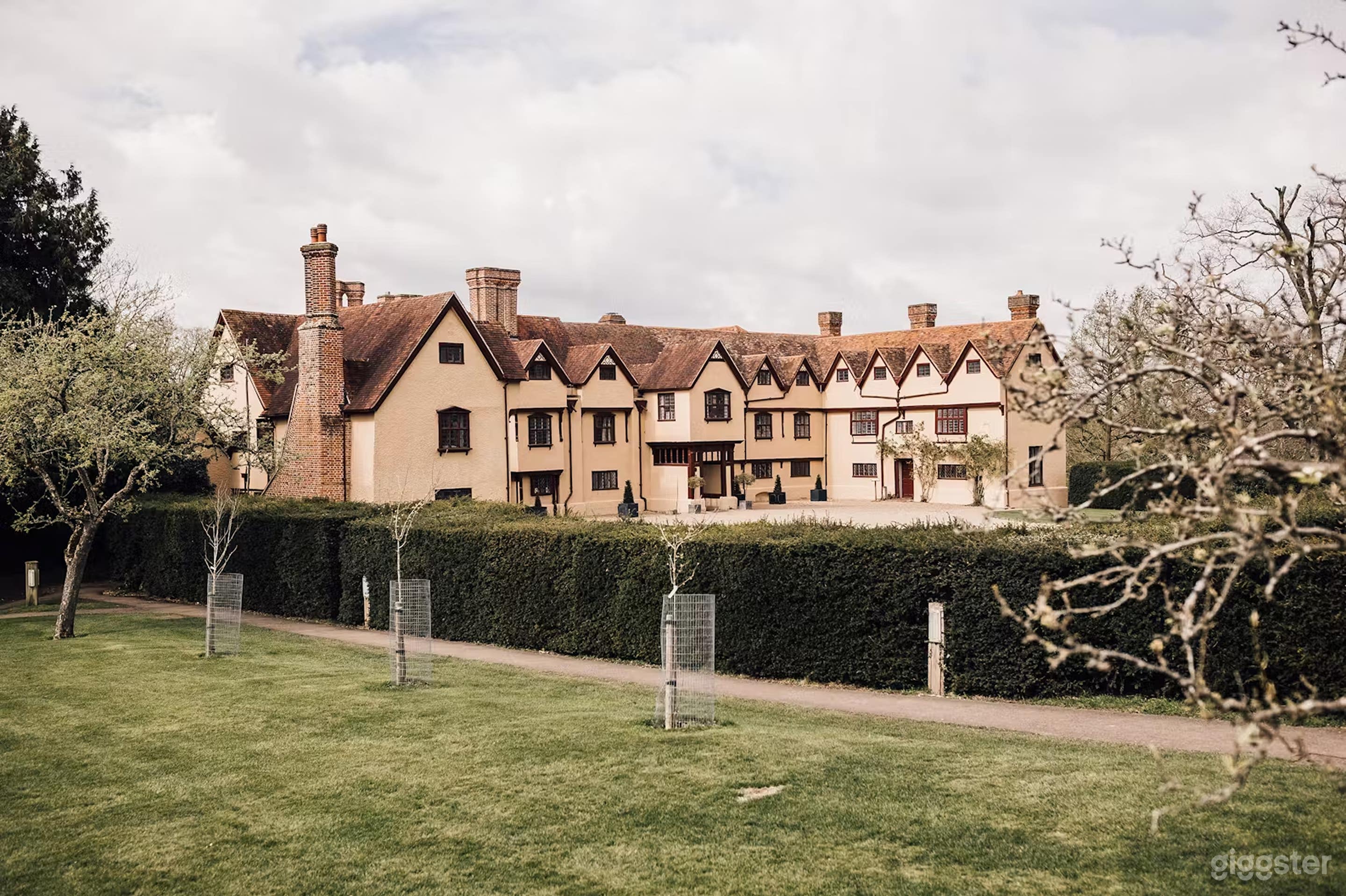 The Manor House Photo 3