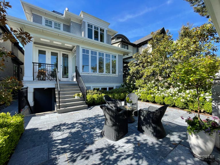  French style luxury house with magnificent rooftop views 