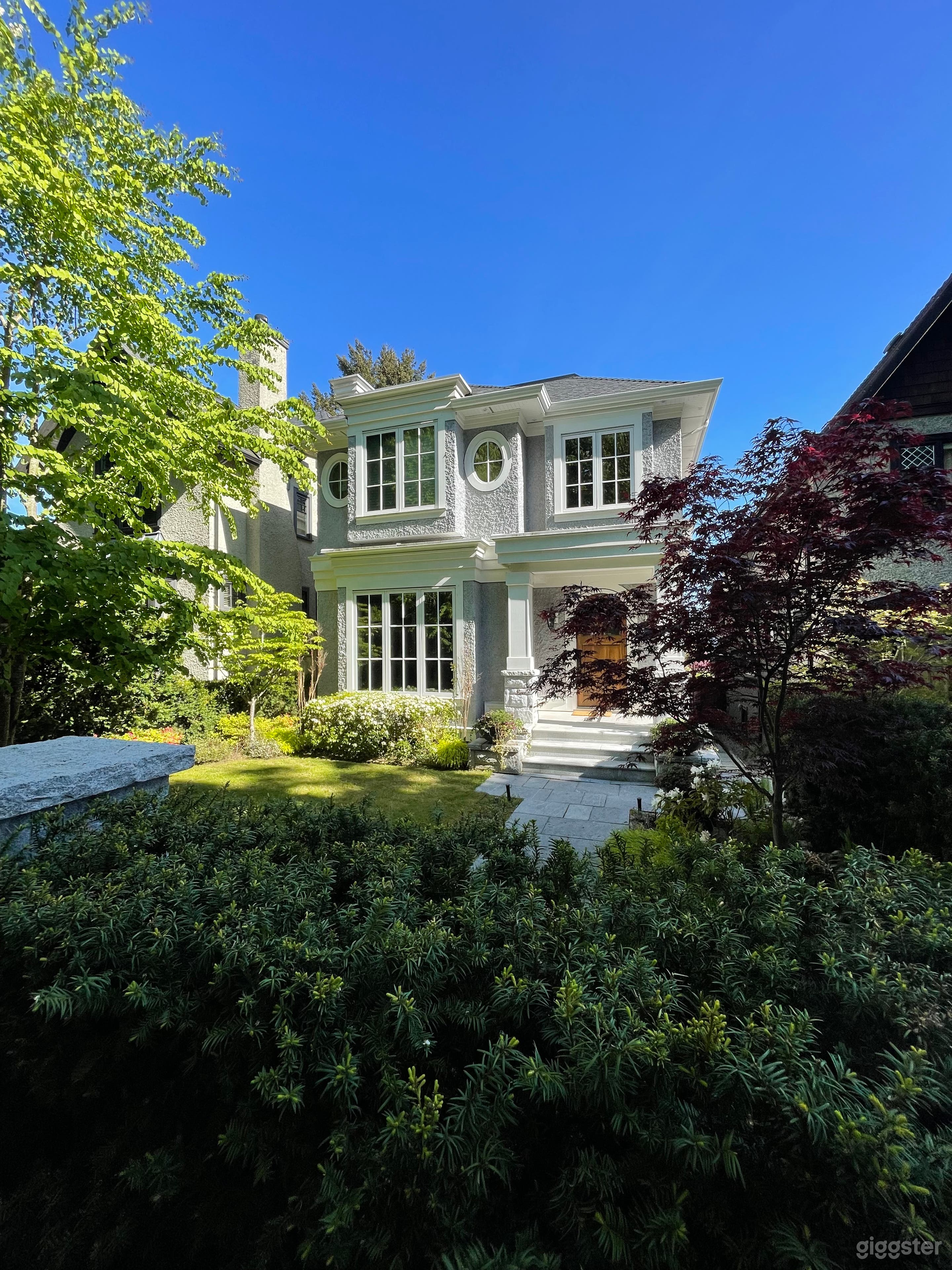 French style luxury house with magnificent rooftop views Photo 1