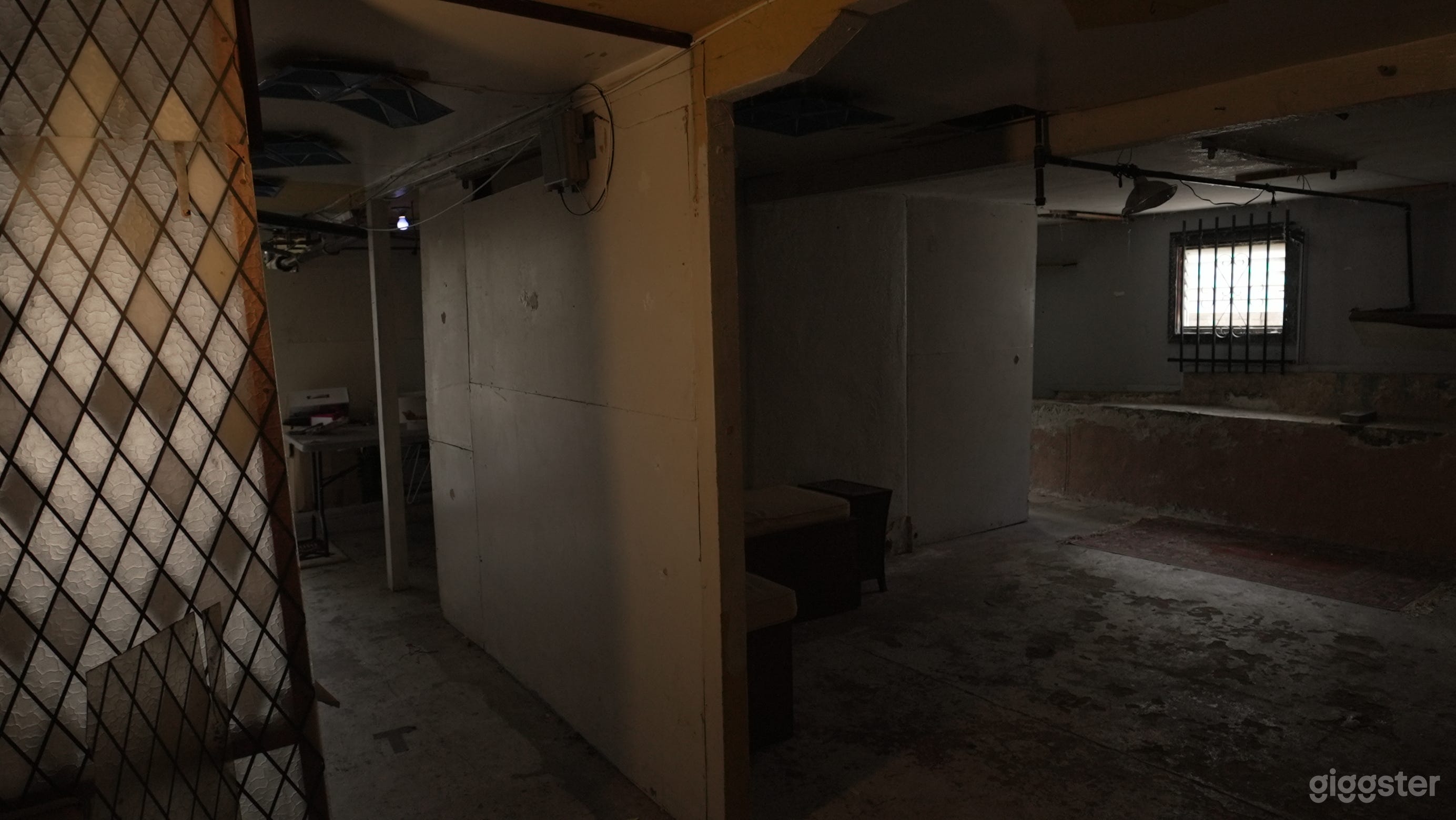 Unfinished Basement - Horror, Scary, Haunted, Abandoned, Deserted House