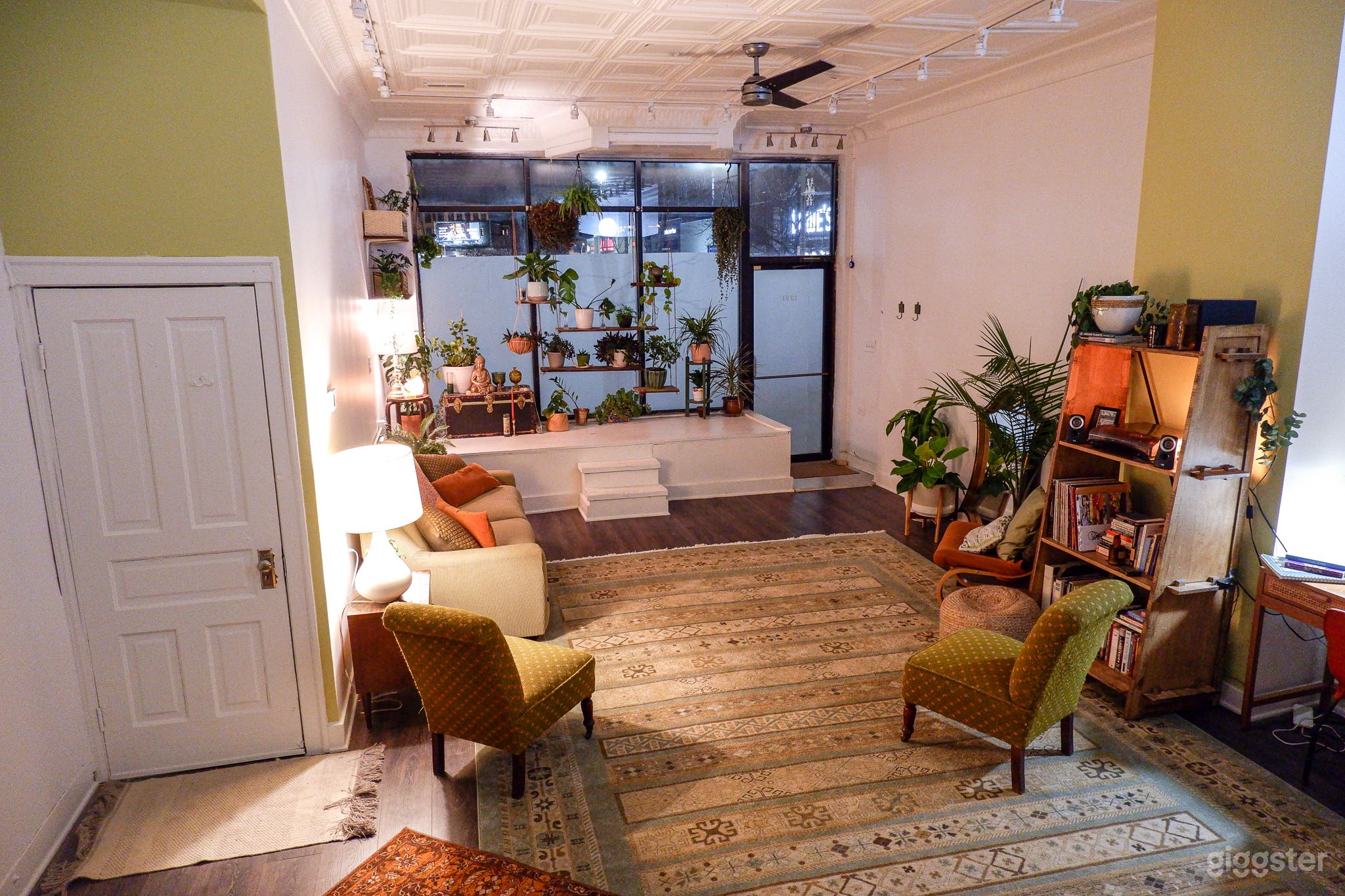 Wicker Park Photo/Gallery Space Photo 1