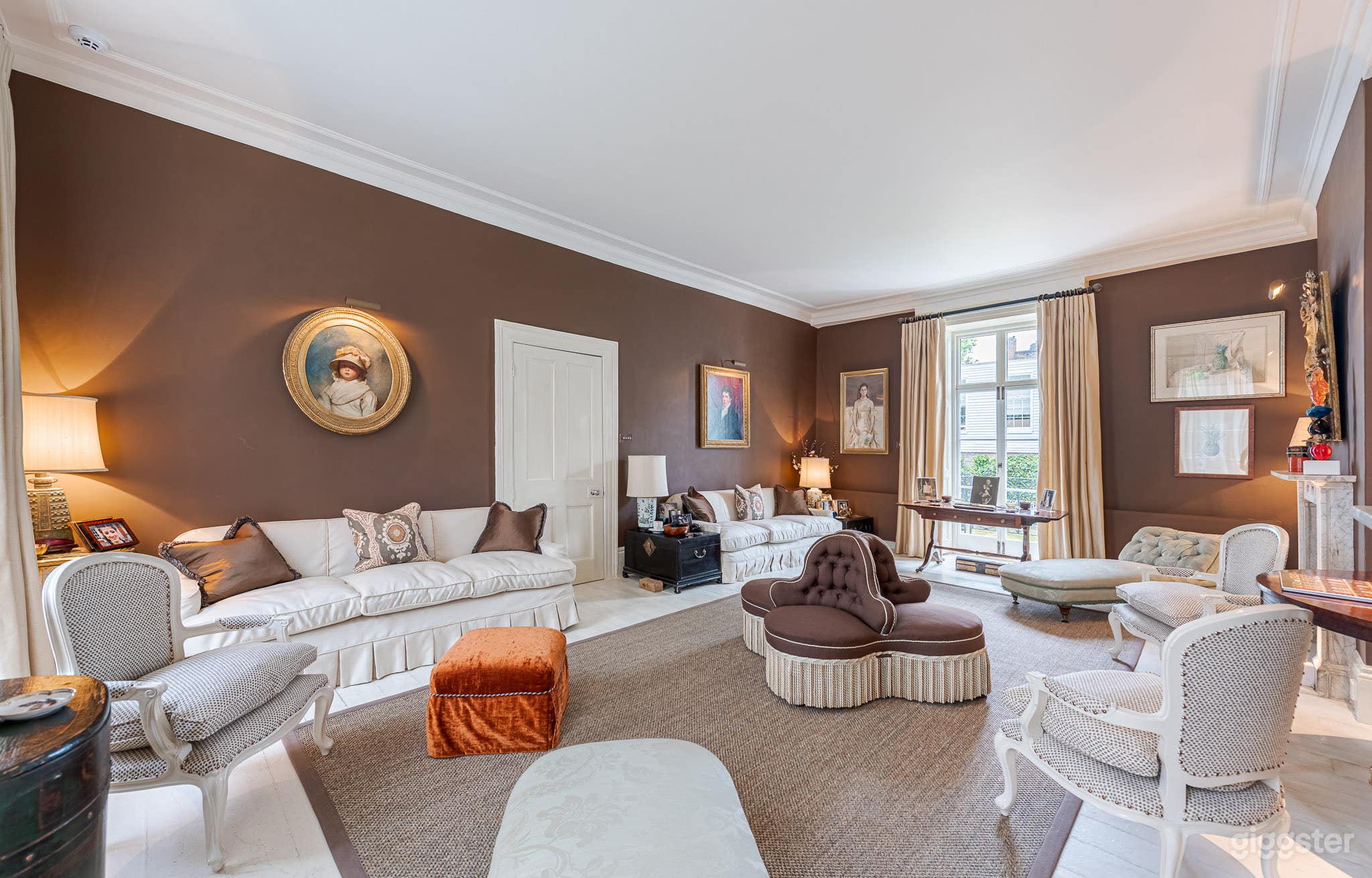 St Peter's Square Photo 1