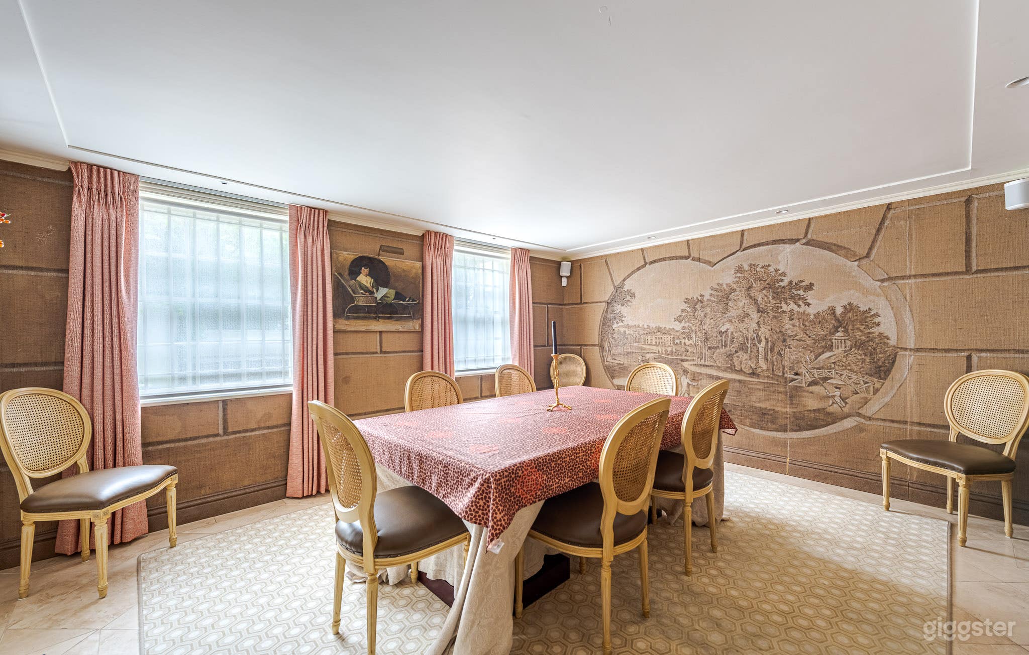 St Peter's Square Photo 2