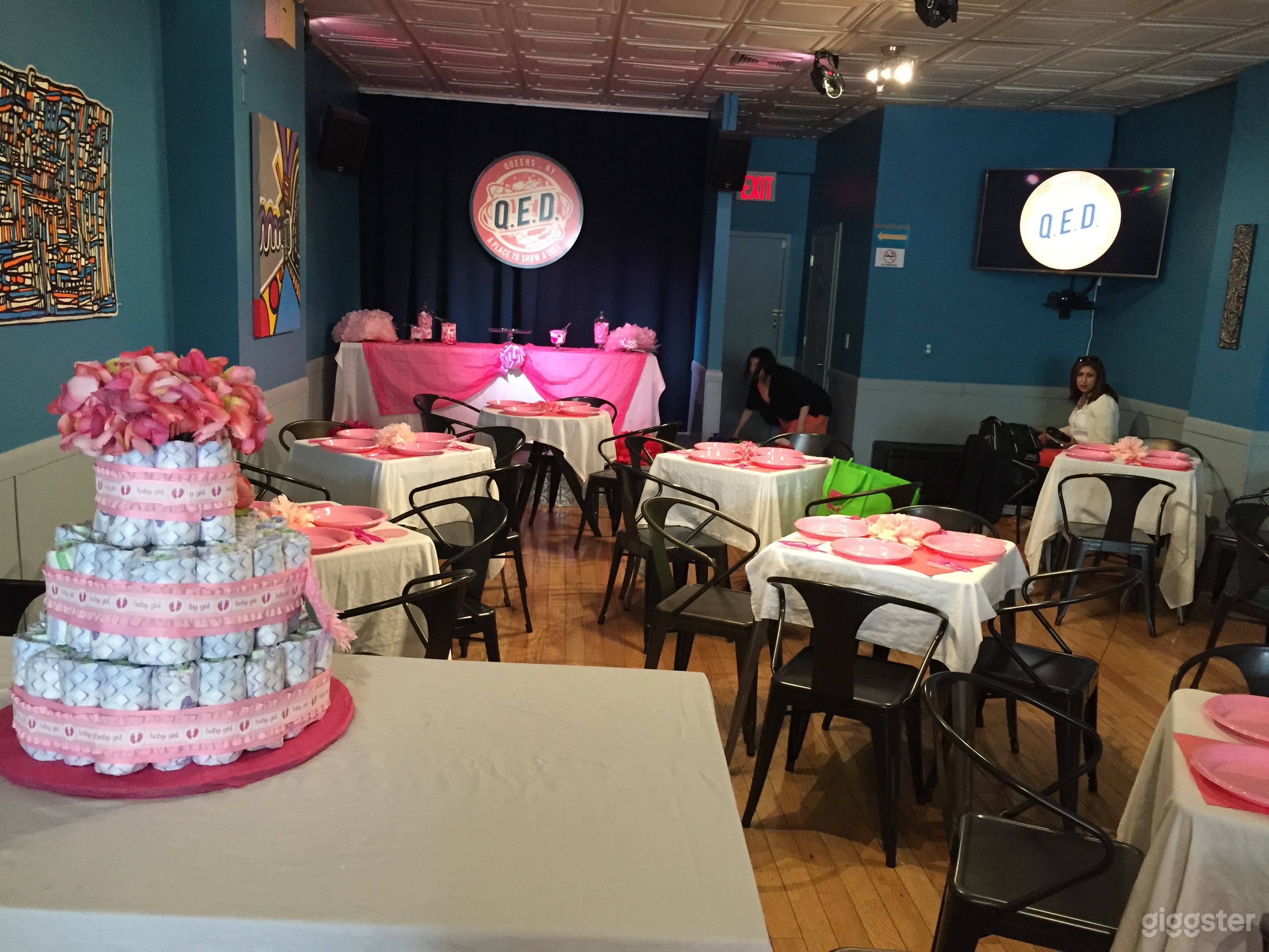 Performance Space With Backyard Photo 4