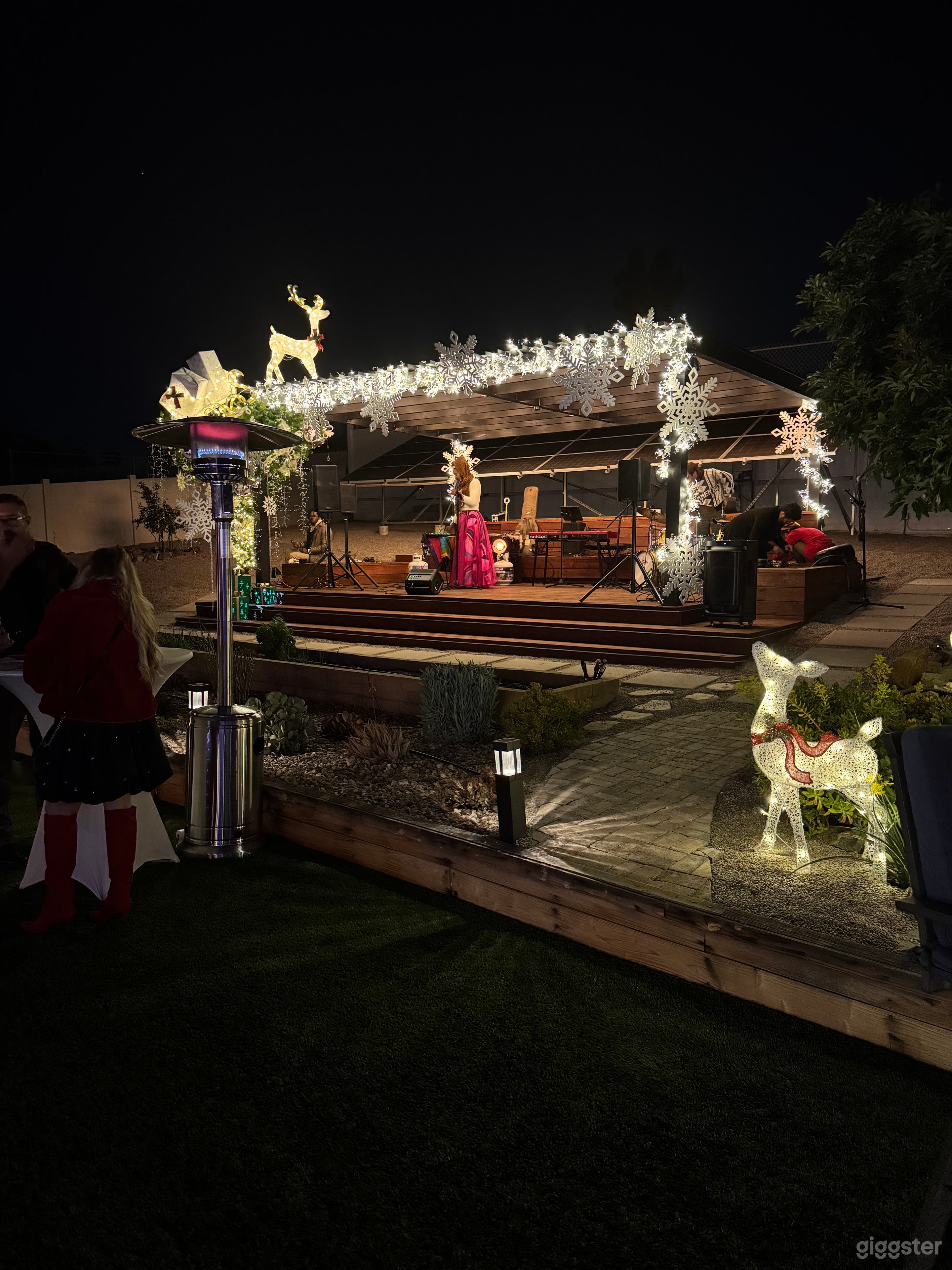 Outdoor Zen Estate with Stage, Pool & Jacuzzi in Mt. Helix Photo 3